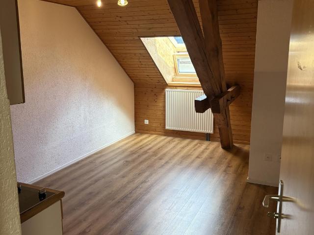 Rent a 1 room single room in St Imier Flatfox