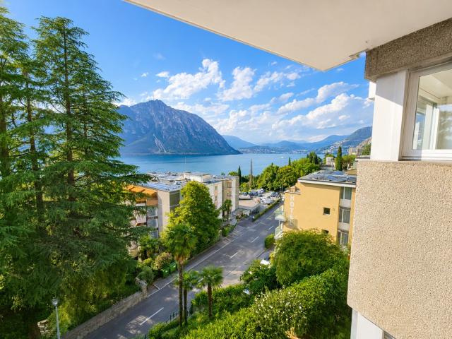 Rent a 2 ½ rooms apartment in Bissone Flatfox