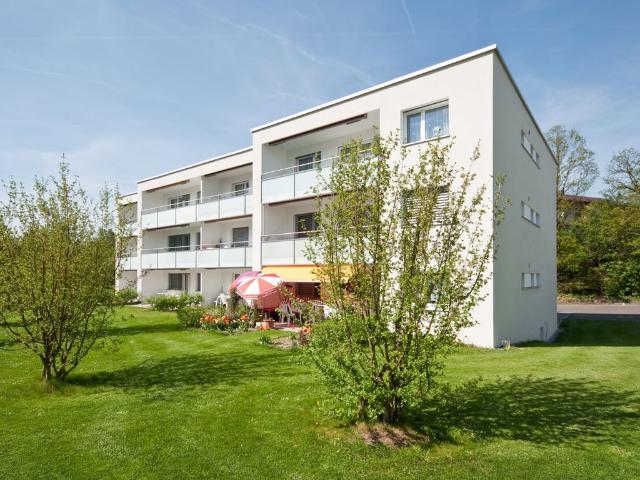 Rent a 2 ½ rooms apartment in Kloten Flatfox