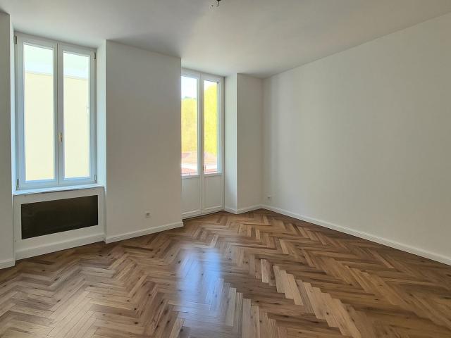 Rent a 2 ½ rooms apartment in Lugano Flatfox