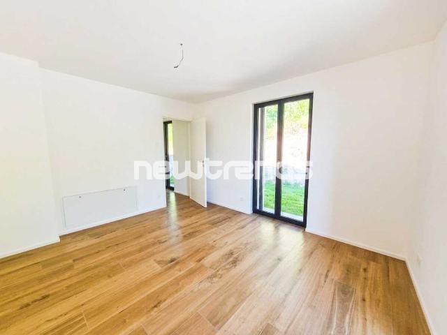 Rent a 2 ½ rooms apartment in Pura Flatfox