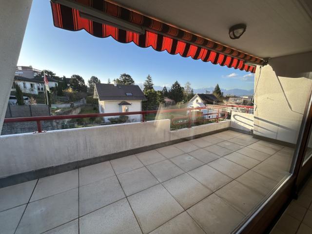 Rent a 2 ½ rooms apartment in Renens Flatfox