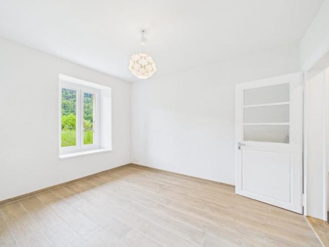 Rent a 2 ½ rooms apartment in Vallorbe Flatfox