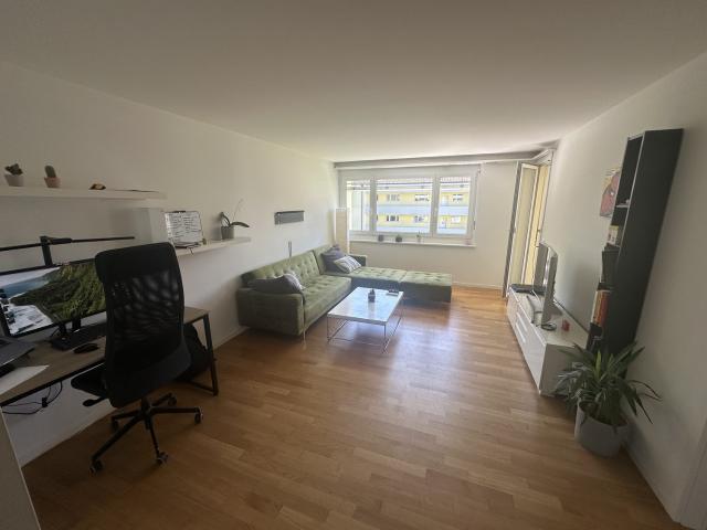 Rent a 2 ½ rooms apartment in Zürich Flatfox