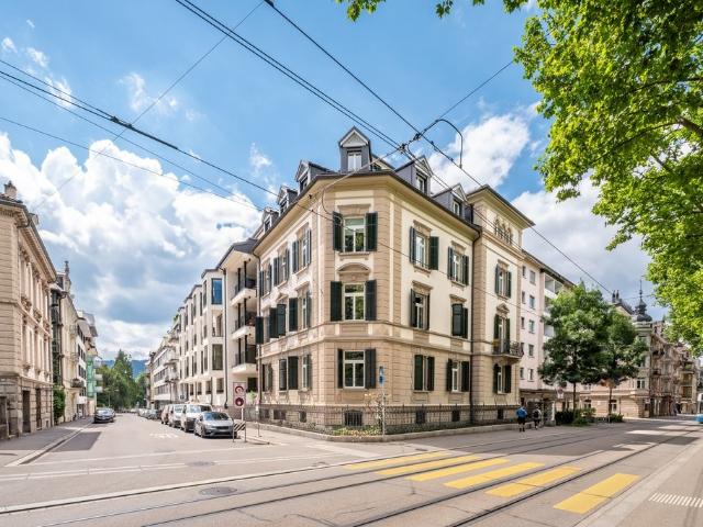 Rent a 2 ½ rooms apartment in Zürich Flatfox