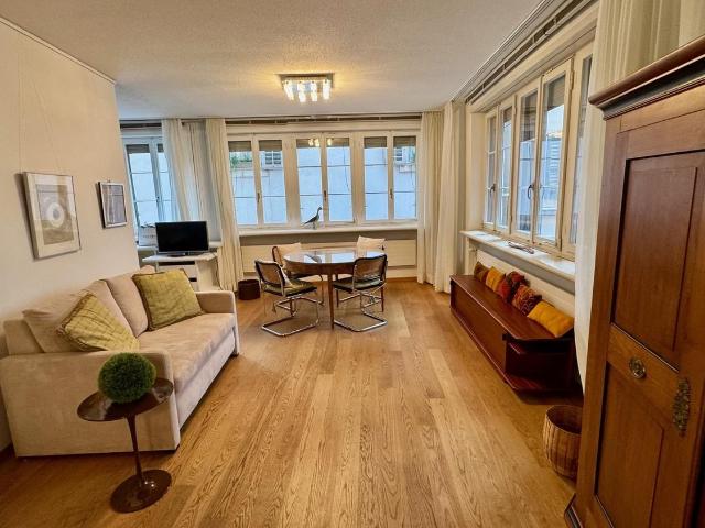 Rent a 2 ½ rooms apartment in Zürich Flatfox