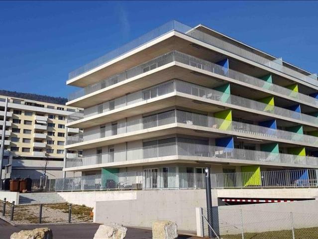 Rent a 2 ½ rooms attic flat in Neuchâtel Flatfox