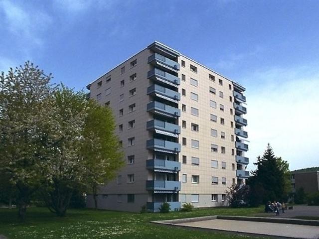 Rent a 4 ½ rooms apartment in Brügg BE Flatfox