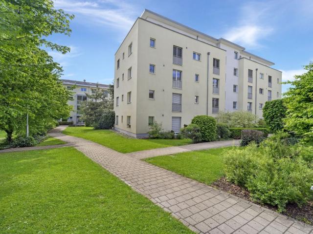 Rent a 4 ½ rooms apartment in Bronschhofen Flatfox