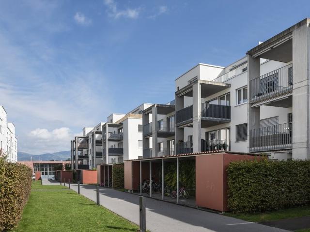 Rent a 4 ½ rooms apartment in Galgenen Flatfox
