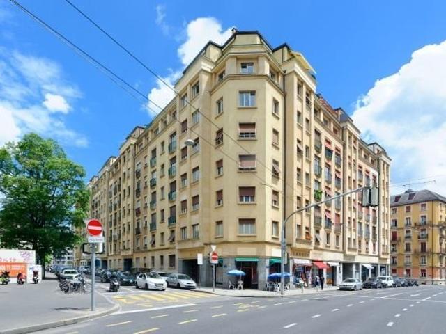 Rent a 4 rooms apartment in Genève Flatfox