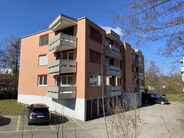 Rent a 4 ½ rooms apartment in Gipf Oberfrick Flatfox