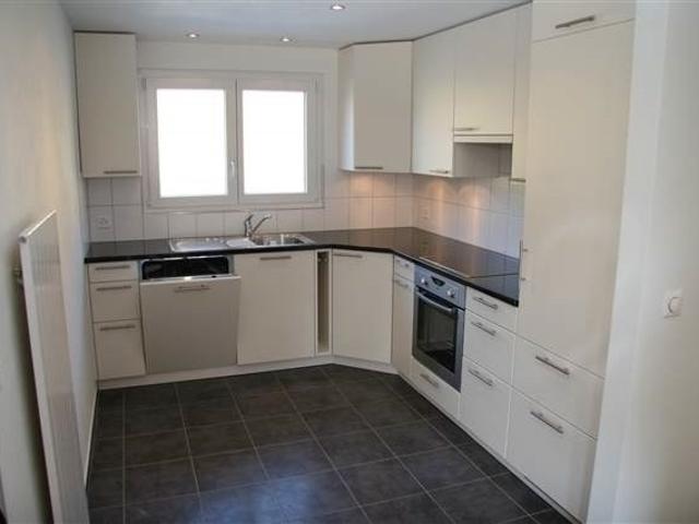 Rent a 4 ½ rooms apartment in Ennetbühl Flatfox