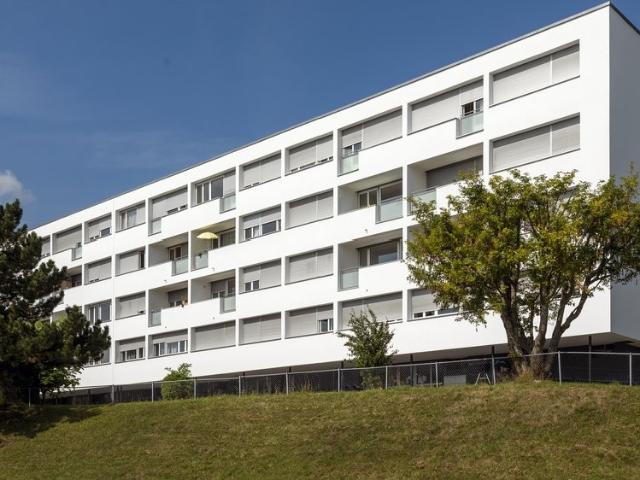 Rent a 4 rooms apartment in Fontainemelon Flatfox
