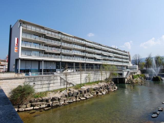 Rent a 4 ½ rooms apartment in Laufen Flatfox