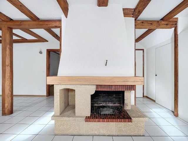 Rent a 4 rooms apartment in La Chaux de Fonds Flatfox