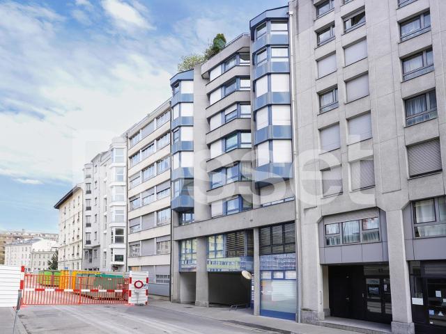 Rent a 4 rooms apartment in LES ACACIAS Flatfox