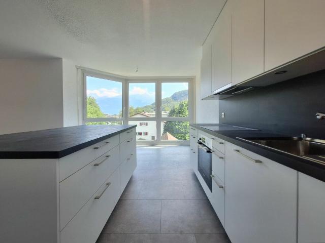 Rent a 4 ½ rooms apartment in Muraz Collombey Flatfox