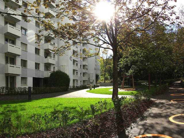 Rent a 4 ½ rooms apartment in Neuenhof Flatfox