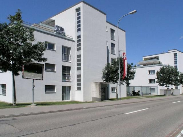 Rent a 4 ½ rooms apartment in Schöftland Flatfox