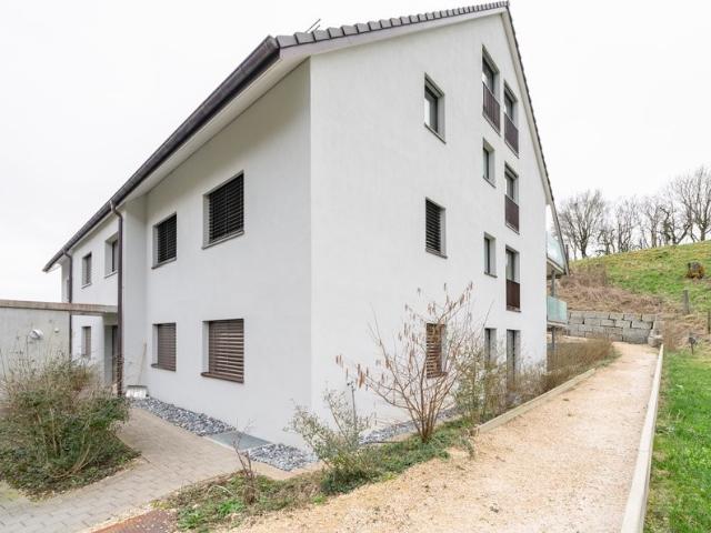 Rent a 4 ½ rooms apartment in Stüsslingen Flatfox