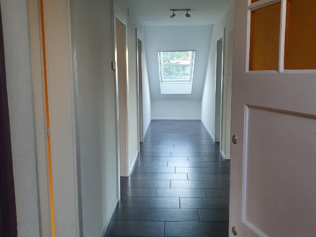 Rent a 4 ½ rooms apartment in St Blaise Flatfox