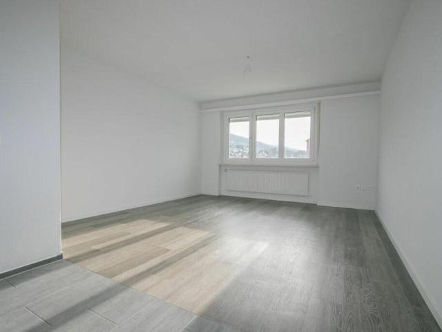 Rent a 4 rooms apartment in Staad SG Flatfox