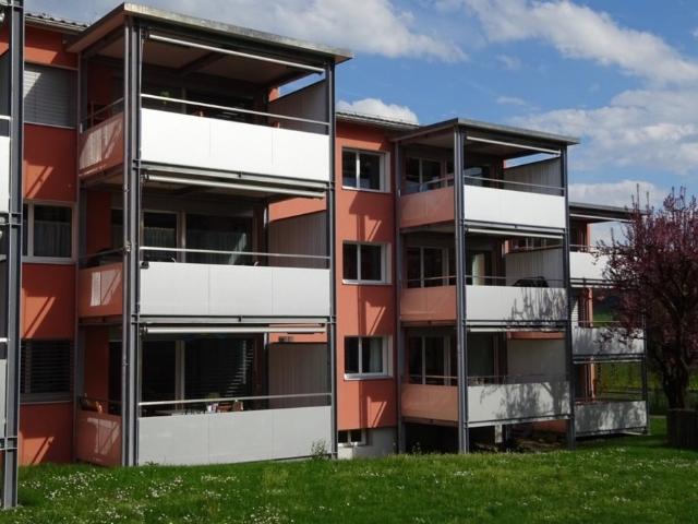 Rent a 4 ½ rooms apartment in Stettlen Flatfox