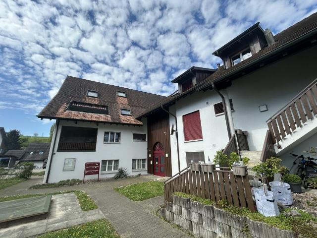 Rent a 4 ½ rooms apartment in Wil AG Flatfox