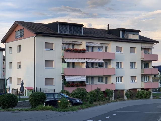 Rent a 4 ½ rooms apartment in Wünnewil Flatfox