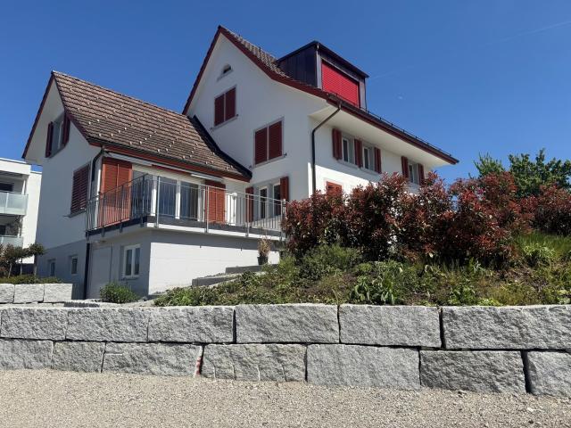 Rent a 4 ½ rooms apartment in Tann Flatfox