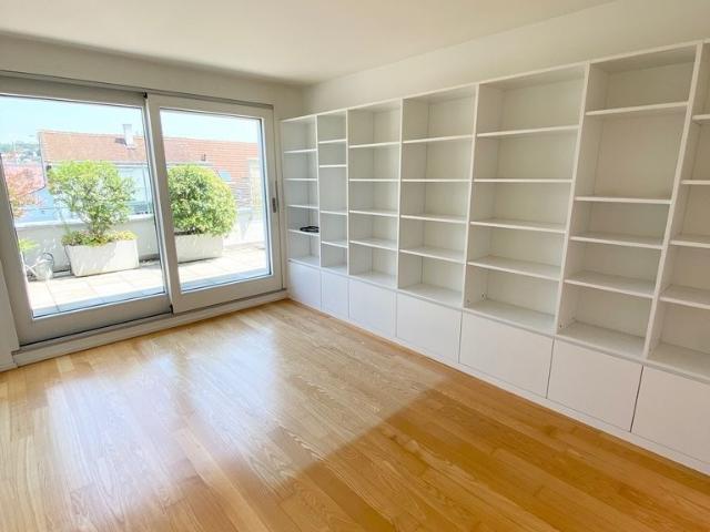 Rent a 4 ½ rooms attic flat in Therwil Flatfox