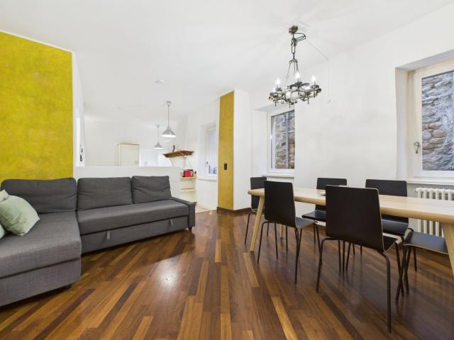 Rent a 4 ½ rooms duplex in Morcote Flatfox