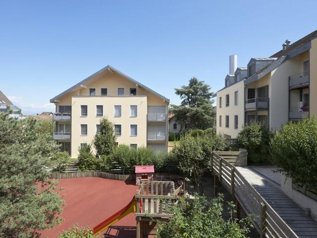 Rent a 4 ½ rooms roof flat in Aubonne Flatfox