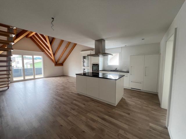 Rent a 4 ½ rooms roof flat in Lotzwil Flatfox
