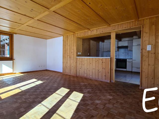 Rent a 4 ½ rooms single house in Jenaz Flatfox