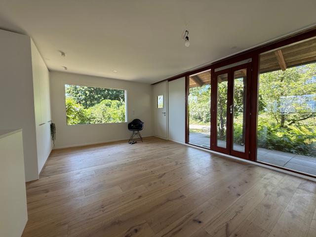 Rent a 4 ½ rooms single house in Meggen Flatfox