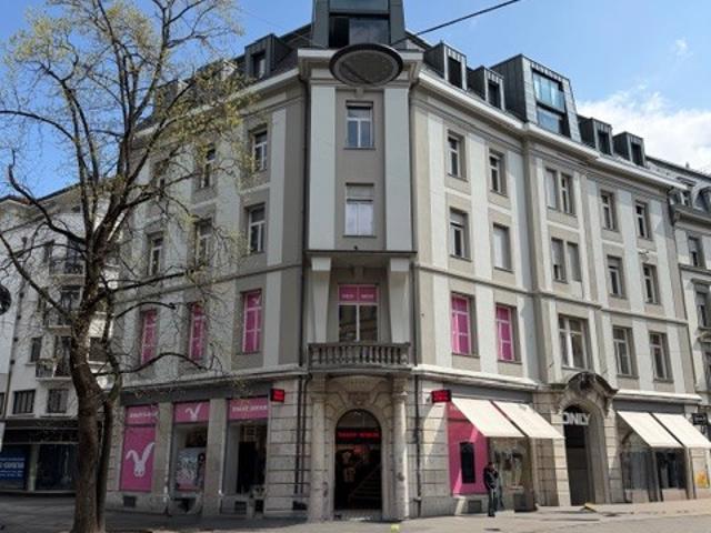 Rent a 5 ½ rooms apartment in Biel Flatfox