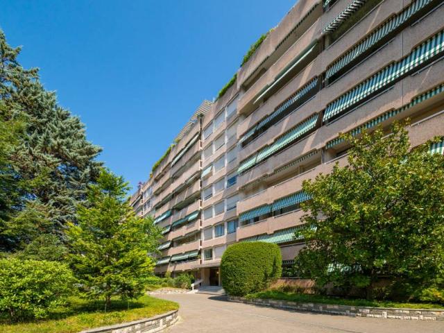 Rent a 6 ½ rooms apartment in Genève Flatfox