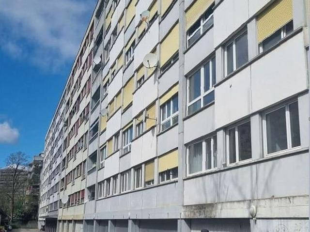 Rent a 5 rooms apartment in Genève Flatfox