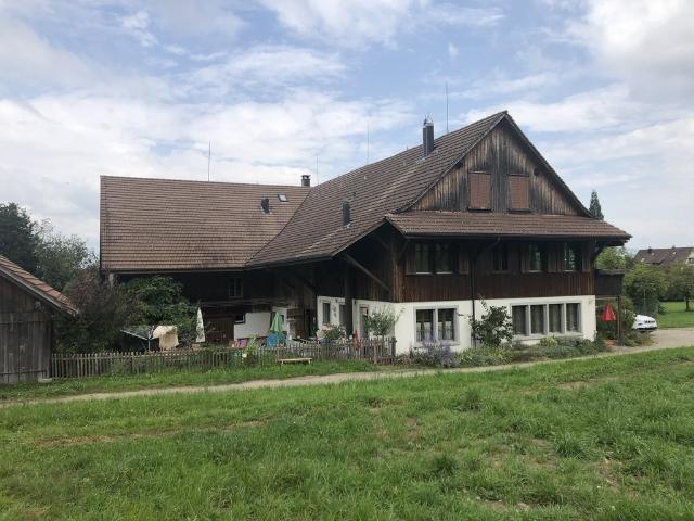 Rent a 5 ½ rooms apartment in Hinteregg Flatfox