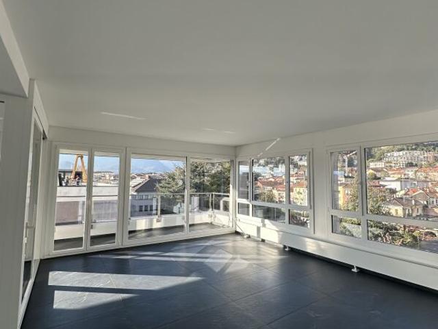 Rent a 5 ½ rooms apartment in Locarno Flatfox