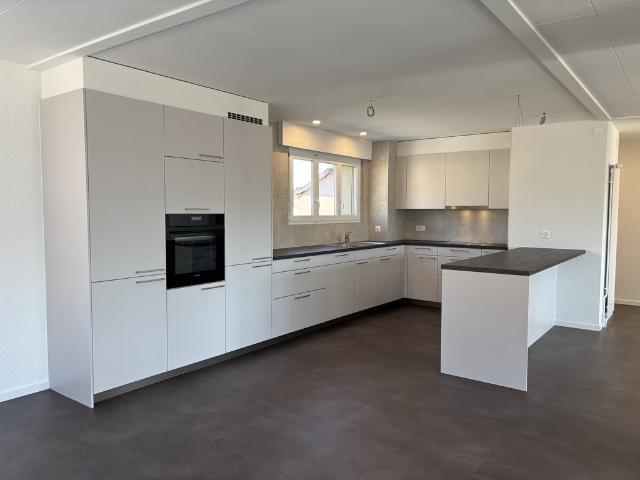 Rent a 5 rooms apartment in La Chaux de Fonds Flatfox
