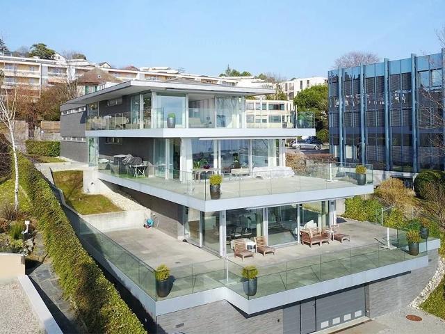 Rent a 5 ½ rooms apartment in Lutry Flatfox