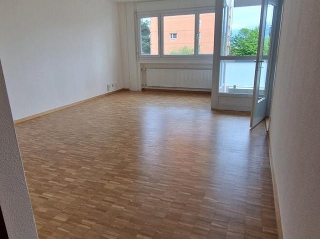 Rent a 5 rooms apartment in Meyrin Flatfox