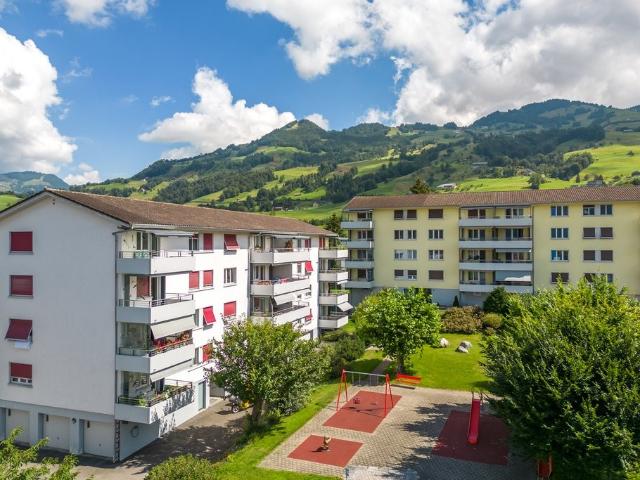 Rent a 5 rooms apartment in Seewen SZ Flatfox