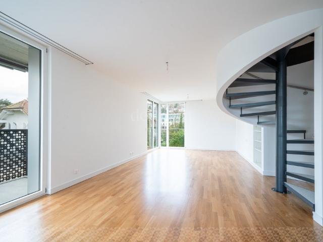 Rent a 5 ½ rooms apartment in Prilly Flatfox