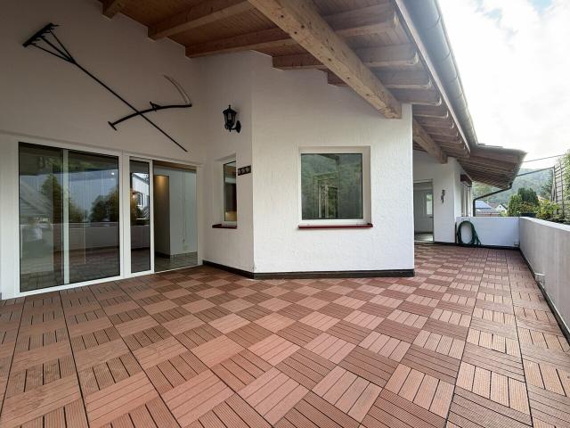 Rent a 5 ½ rooms apartment in Wila Flatfox