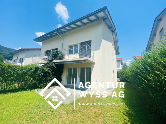 Rent a 5 ½ rooms duplex house in Caslano Flatfox