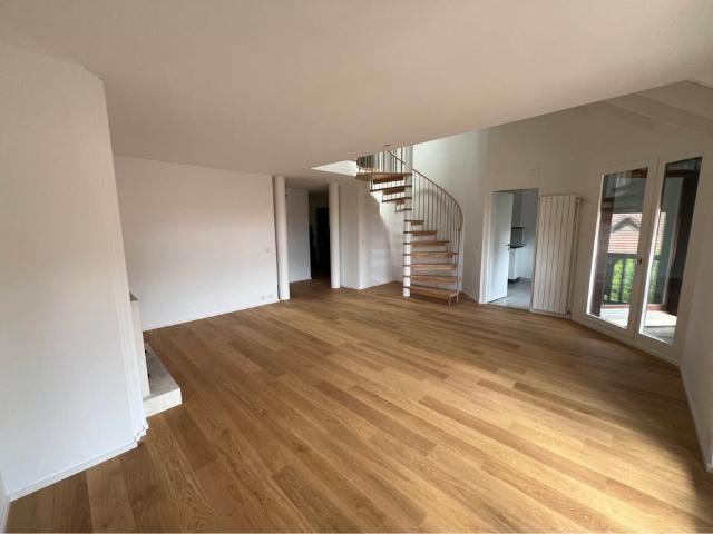Rent a 6 rooms apartment in Avully Flatfox